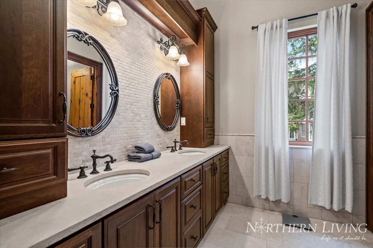 Master Bath copy